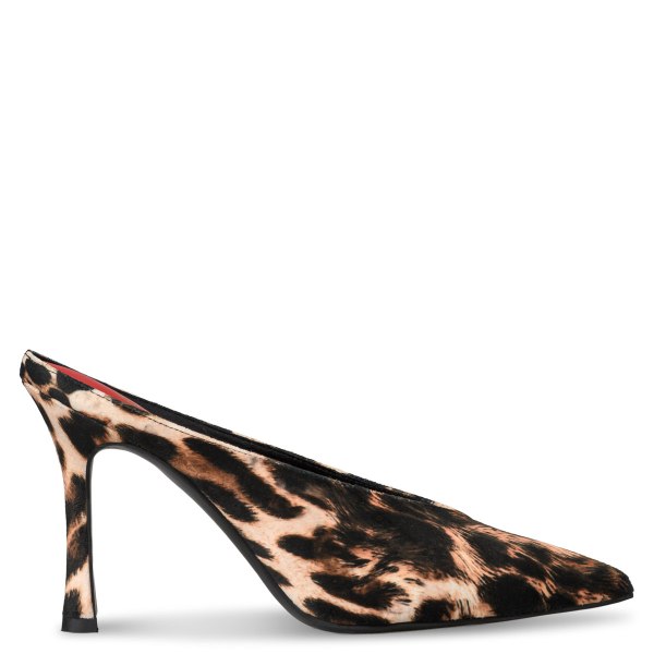 SLINGBACK PUMPS