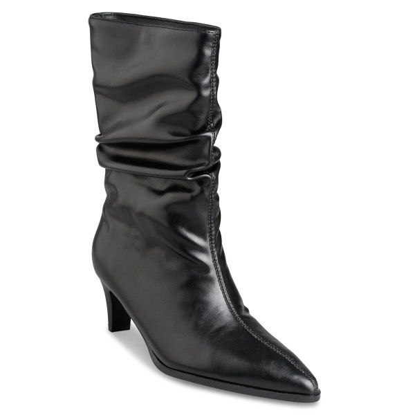 SLOUCHY BOOTIES
