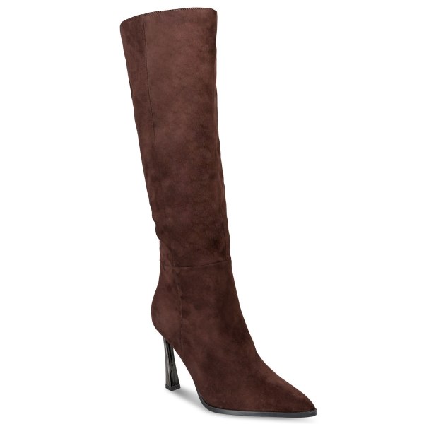 POINTED TOE BOOTS