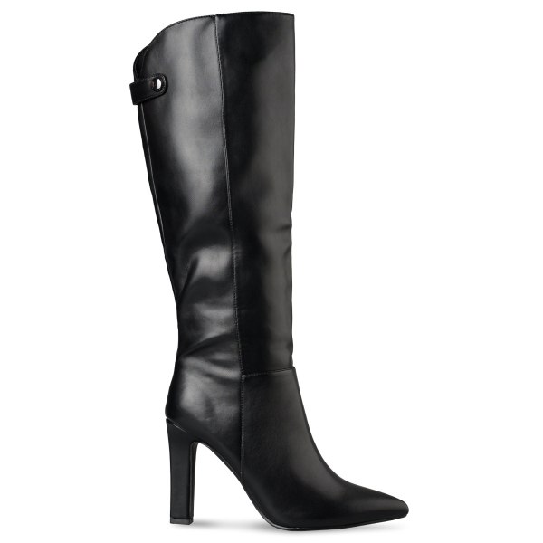 POINTED TOE BOOTS