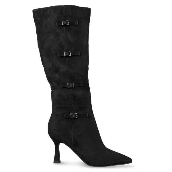 POINTED TOE BOOTS