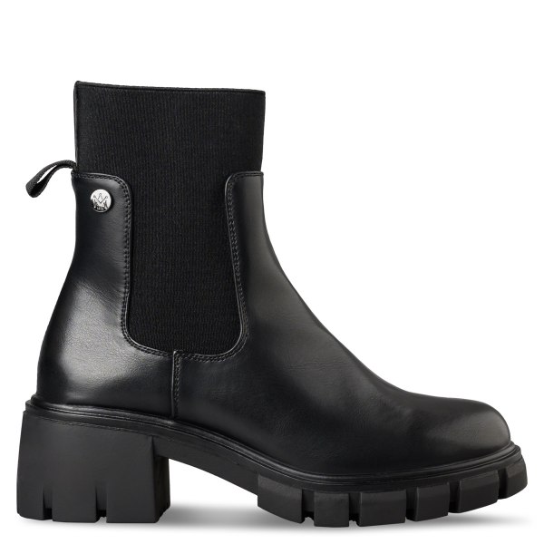 CHUNKY CHELSEA BOOTS