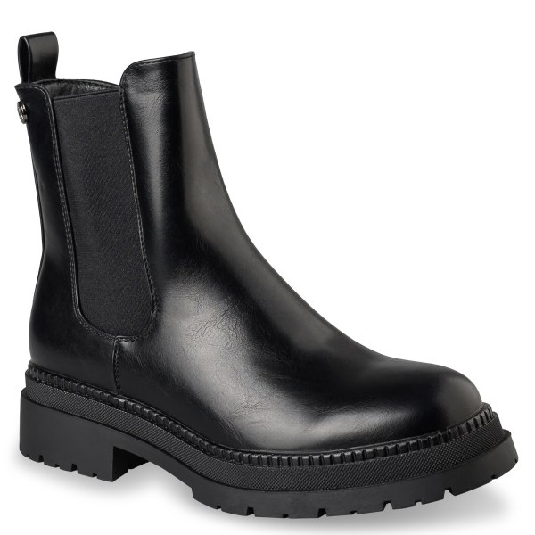 CHELSEA BOOTS