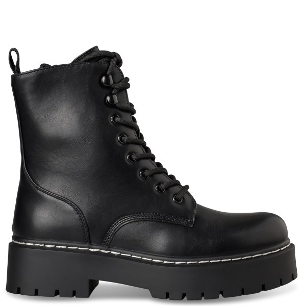 COMBAT BOOTS