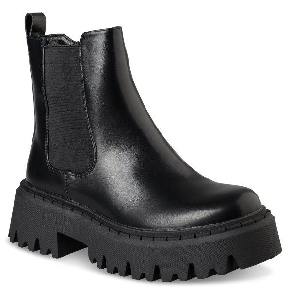 CHUNKY CHELSEA BOOTS