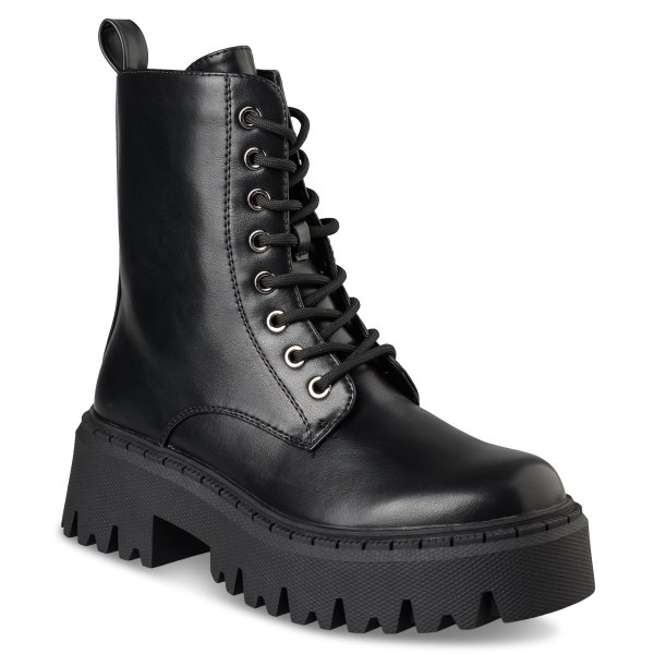COMBAT BOOTS