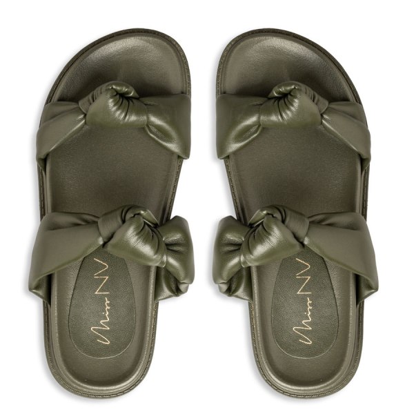  FLAT SANDALS 2025