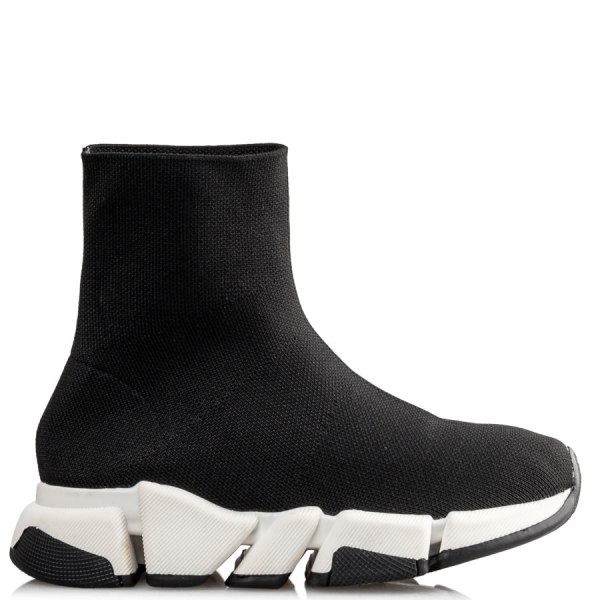  SNEAKERS 2025