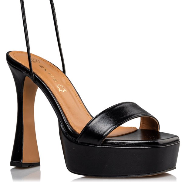 LACE UP PLATFORM SANDALS