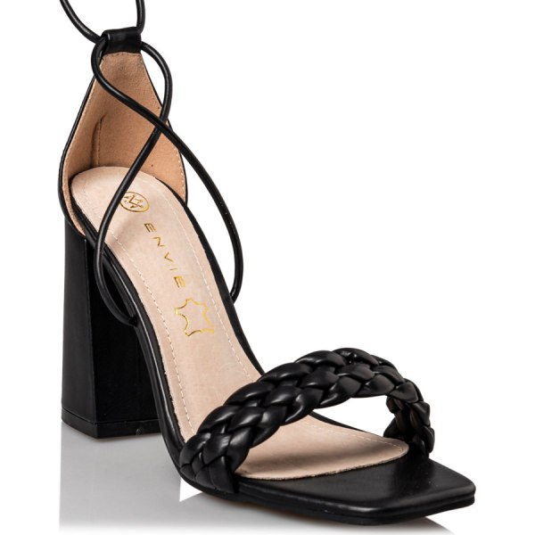 BLOCK HEEL SANDALS
