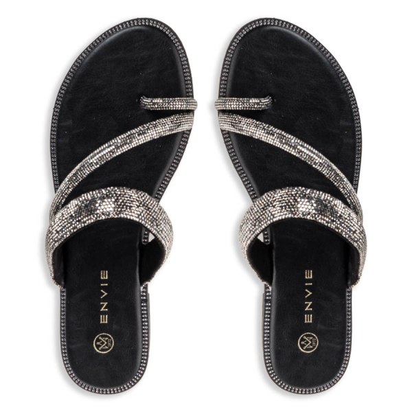  FLAT SANDALS 2025