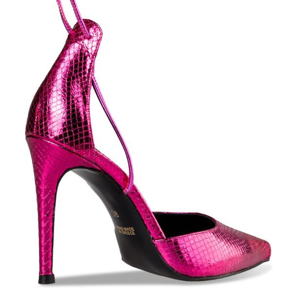 LACE UP PUMPS
