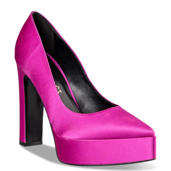 PLATFORM HEEL PUMPS φωτογραφία
