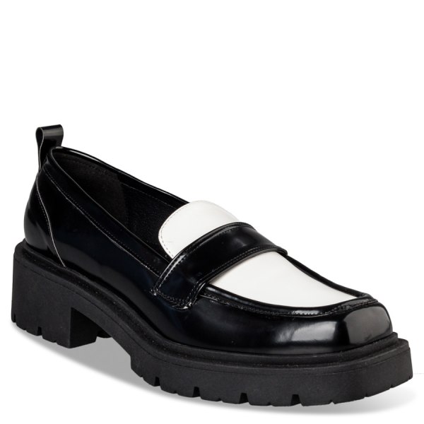  CHUNKY LOAFERS 2025