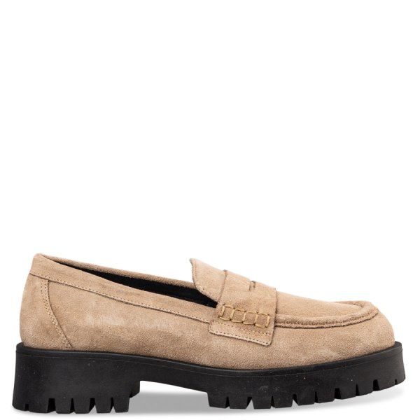  CHUNKY LOAFERS 2025