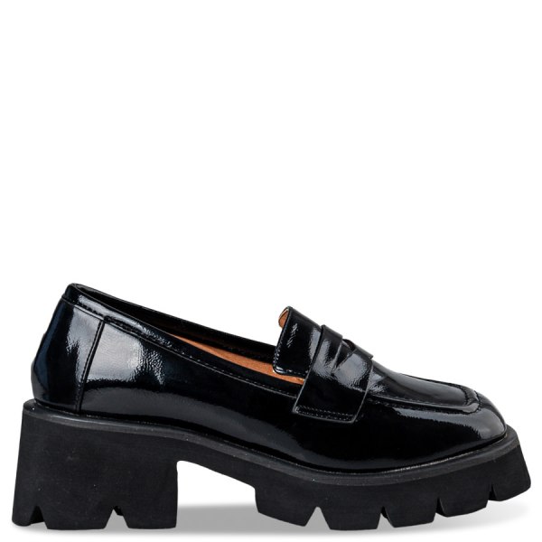  CHUNKY LOAFERS 2025