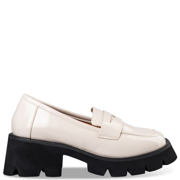  CHUNKY LOAFERS 2025